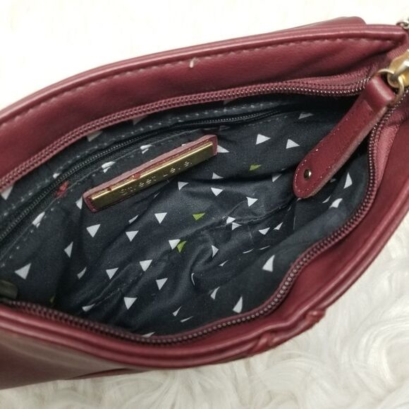 STREET LEVEL BURGANDY CROSSBODY BAG W/CHAIN STRAP - Picture 6 of 9